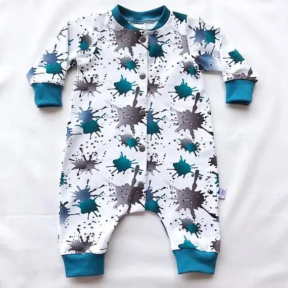 High Quality Bamboo Fabric Rompers Trendy Design Beautiful Print Pattern Full Sleeves Smart Baby Romper Set for Boys and Girls