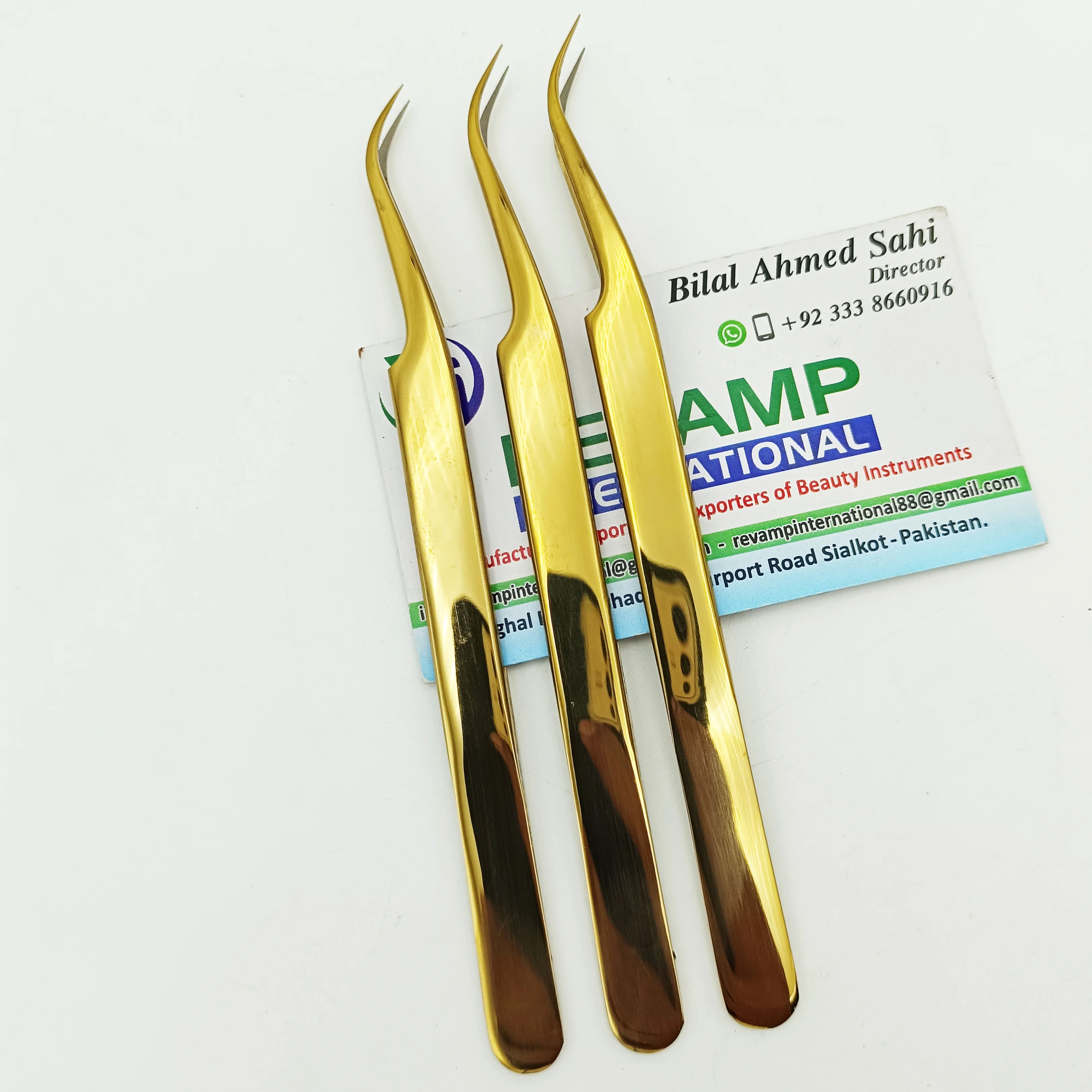 Hot Sale Gold Plated Curved Tip Lash Extension Tweezers For Isolation Sustainable Stainless Steel Fiber Tip Eyelash Tweezers