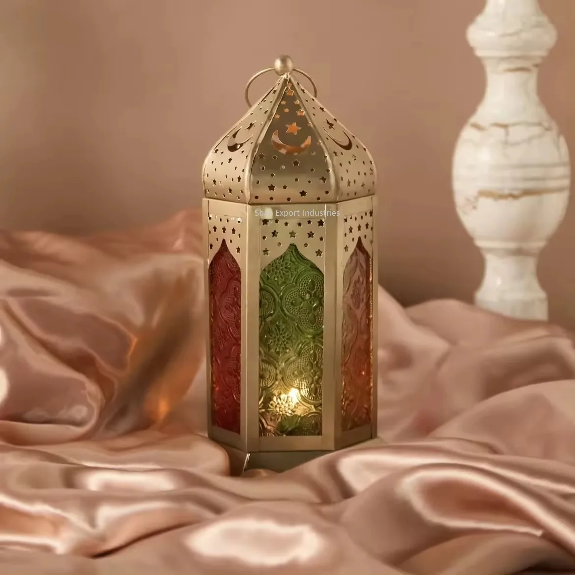 Trending 2024 Home And Garden Decorations Metal Moroccan Lantern with Moon & Star Design Colorful Glass Lantern