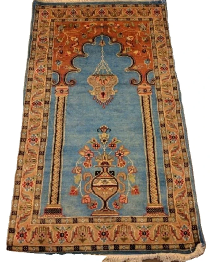 Muslim Prayer Mat carpets manufacturer in Pakistan Customized designs Wholesale Fashion Islamic Customized designs bulk Travel