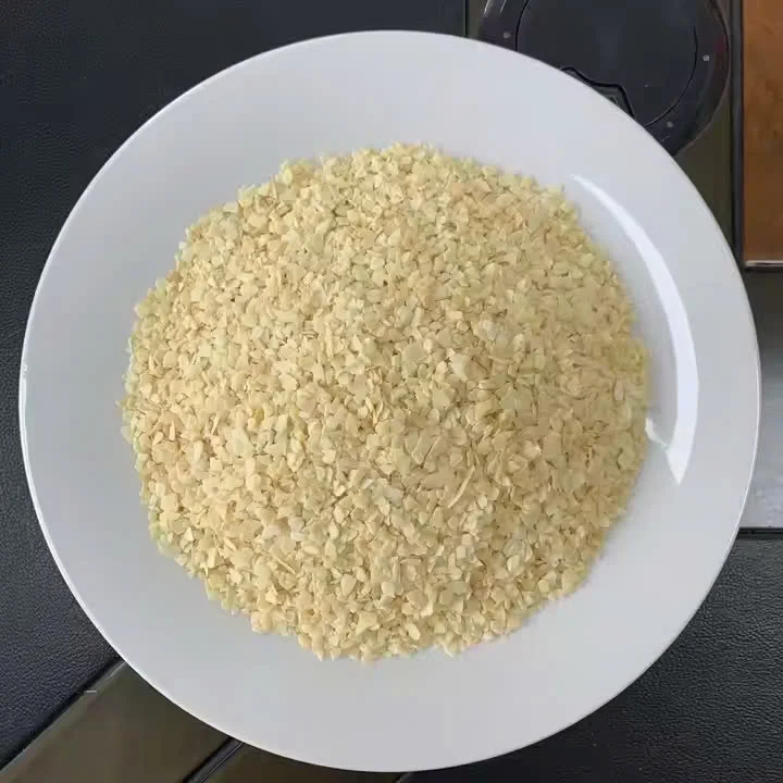 FRESH GARLIC GROUND / BOLD AND ZESTY / MADE IN VIETNAM