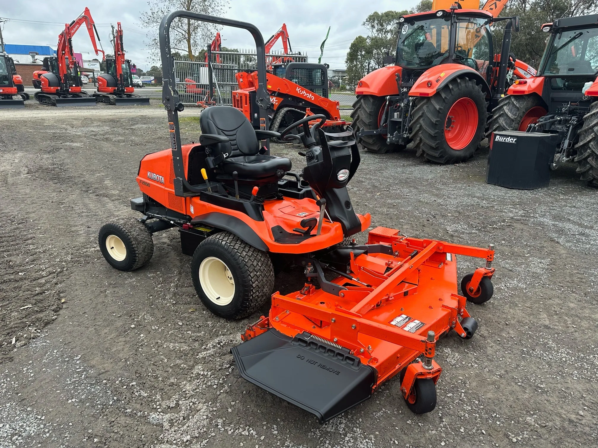 Best Selling KUBOTA F2890 15HP Diesel Lawn Mower 2-Stroke 36V 190cc Hydraulic Engine High Quality for Sale