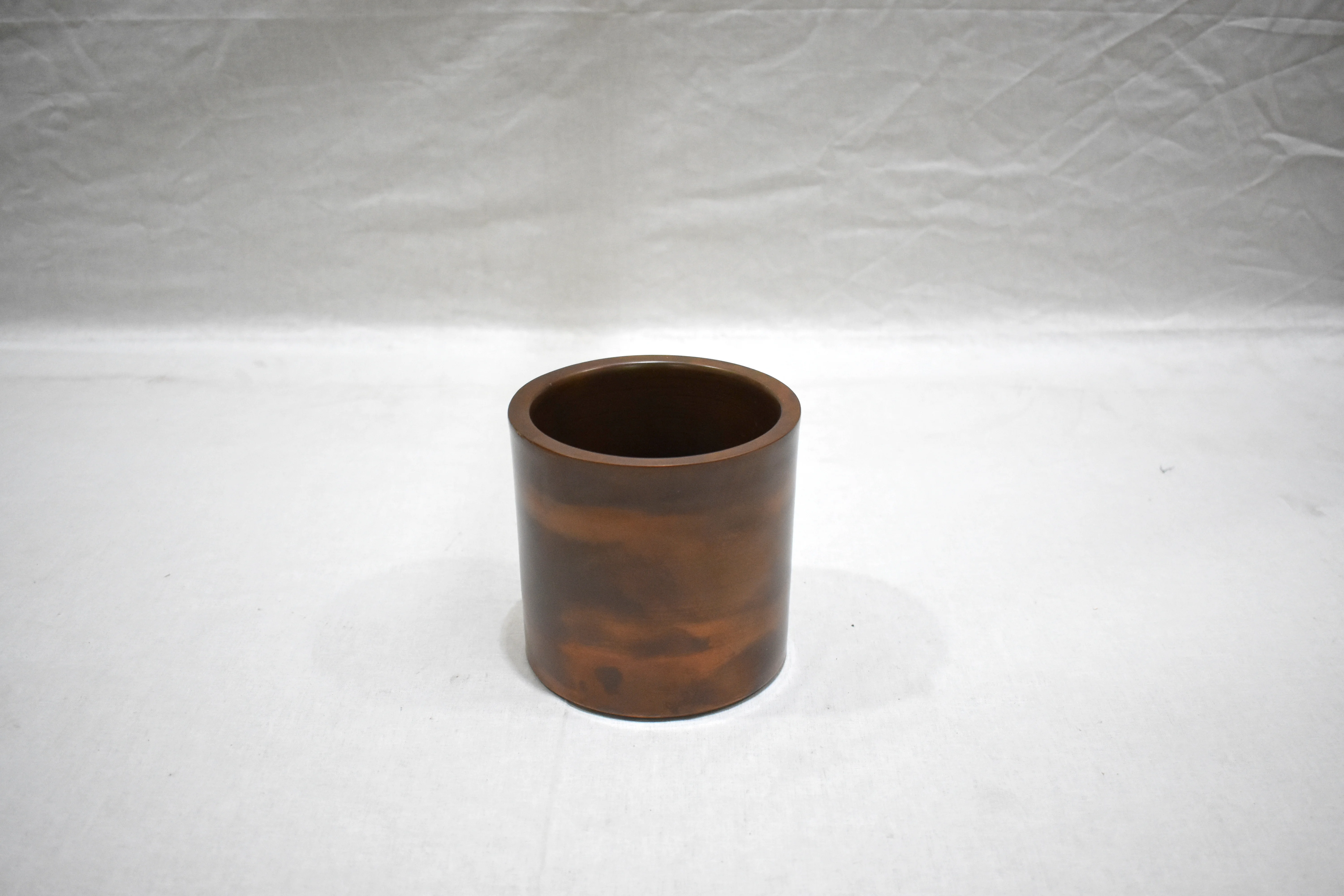 Vintage Design Rustic Burnout Iron Material Wholesale Candle Wax Empty Jar Antique Metal Custom Made Candle Jar