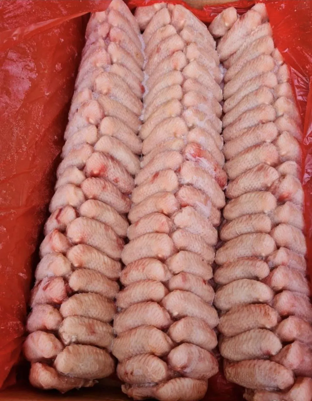 Frozen chicken wings