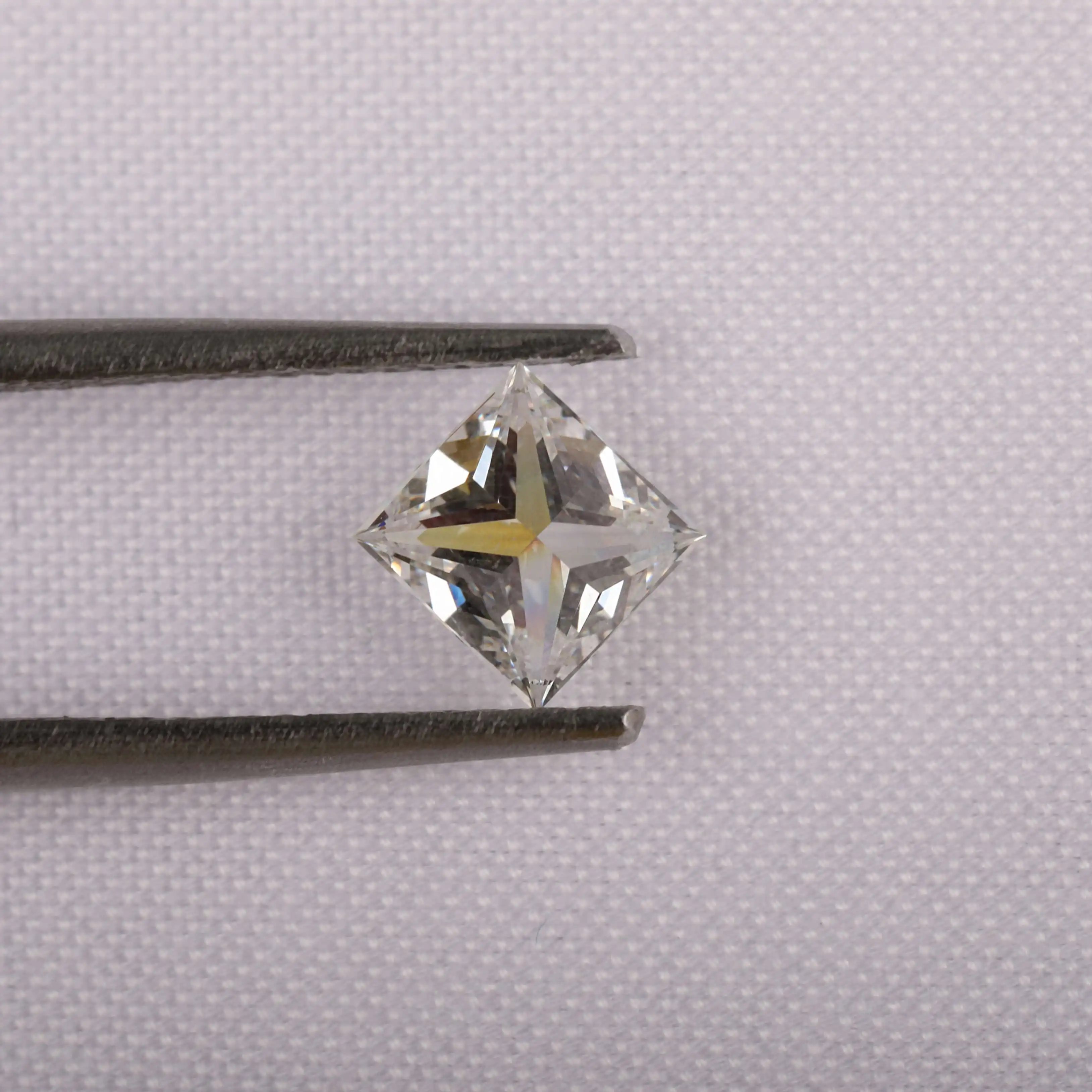 Princess Cut 1 Carat CVD Lab Grown Diamond / Lab Created CVD Diamond For Vintage Engagement Rings