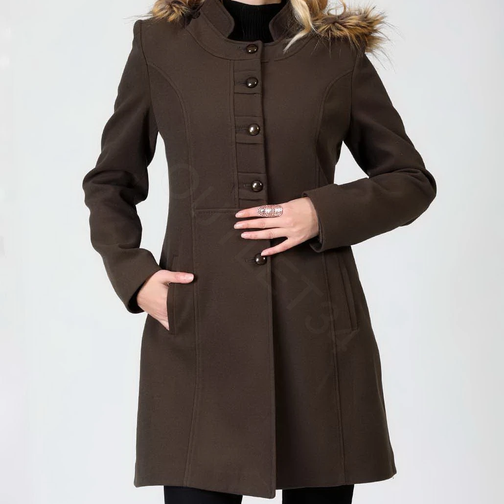 Winter New Arrival Vinyl Cropped Puffer Down Jacket Women Clothing Waterproof OEM Cotton Shell agile supply chains