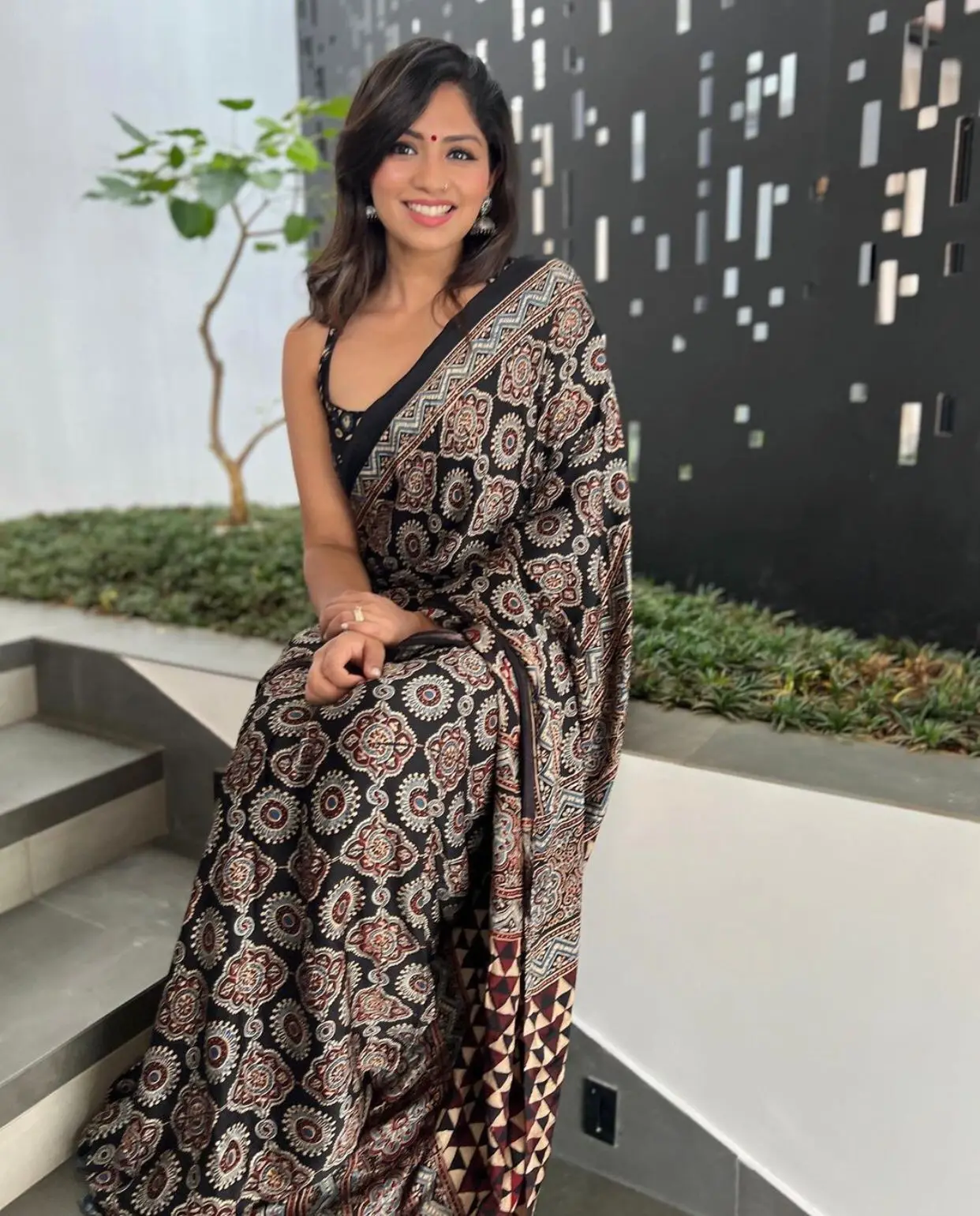 Indian Traditional  Silk Saree Latest Top Quality Indian Beautiful Sequence Net silk saree party wear Indian ladies Girls Women