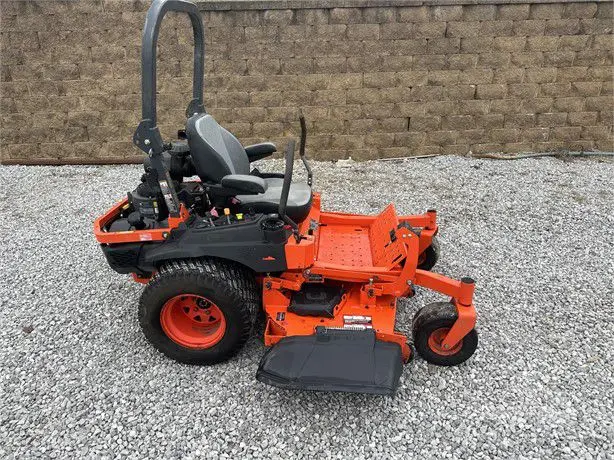 Kubota 360 Pro-Turn Riding Lawn Mower 60-Inch 24 HP Gasoline-Powered Petrol Zero Turn Garden Ride Grass Cutting Lawn Mower