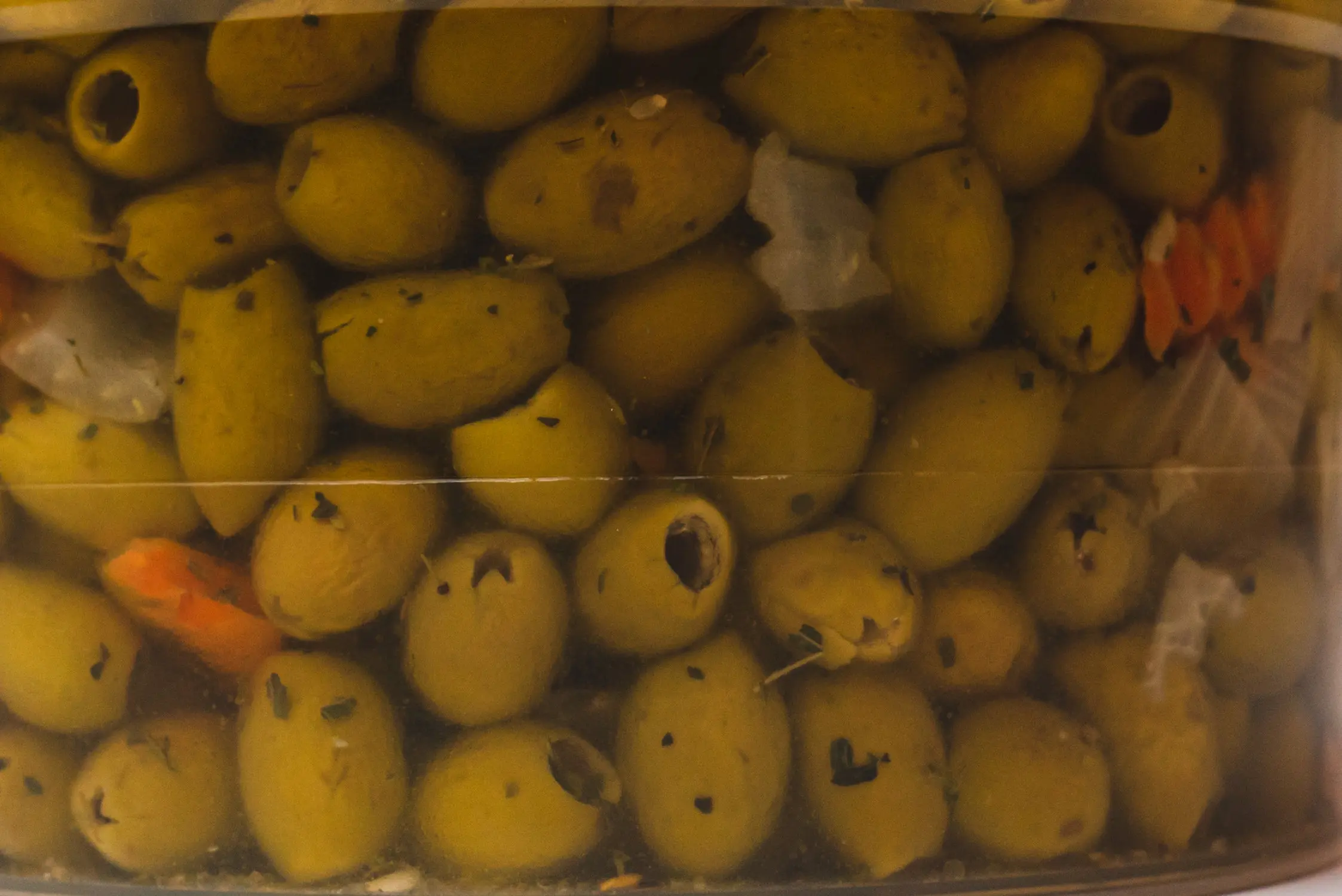 Made in Italy Natural Green Olives With Pickle Vegetables in 3,5Kg Bucket Perfect as Appetizer