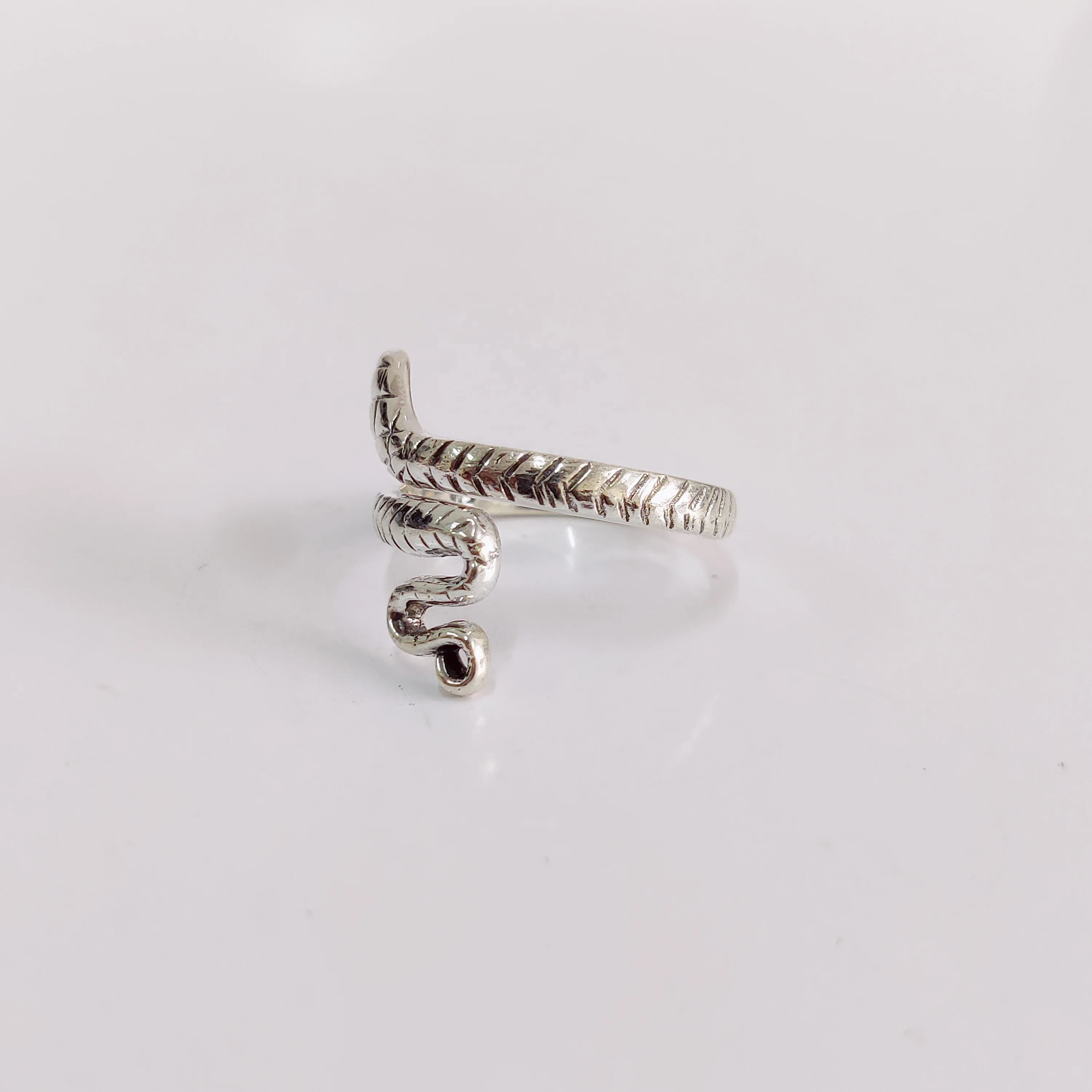 925 Sterling Silver Rings Snake Shaped jewelry Antique jewelry Best For Gift factory price gemstone rings 925 sterling silver