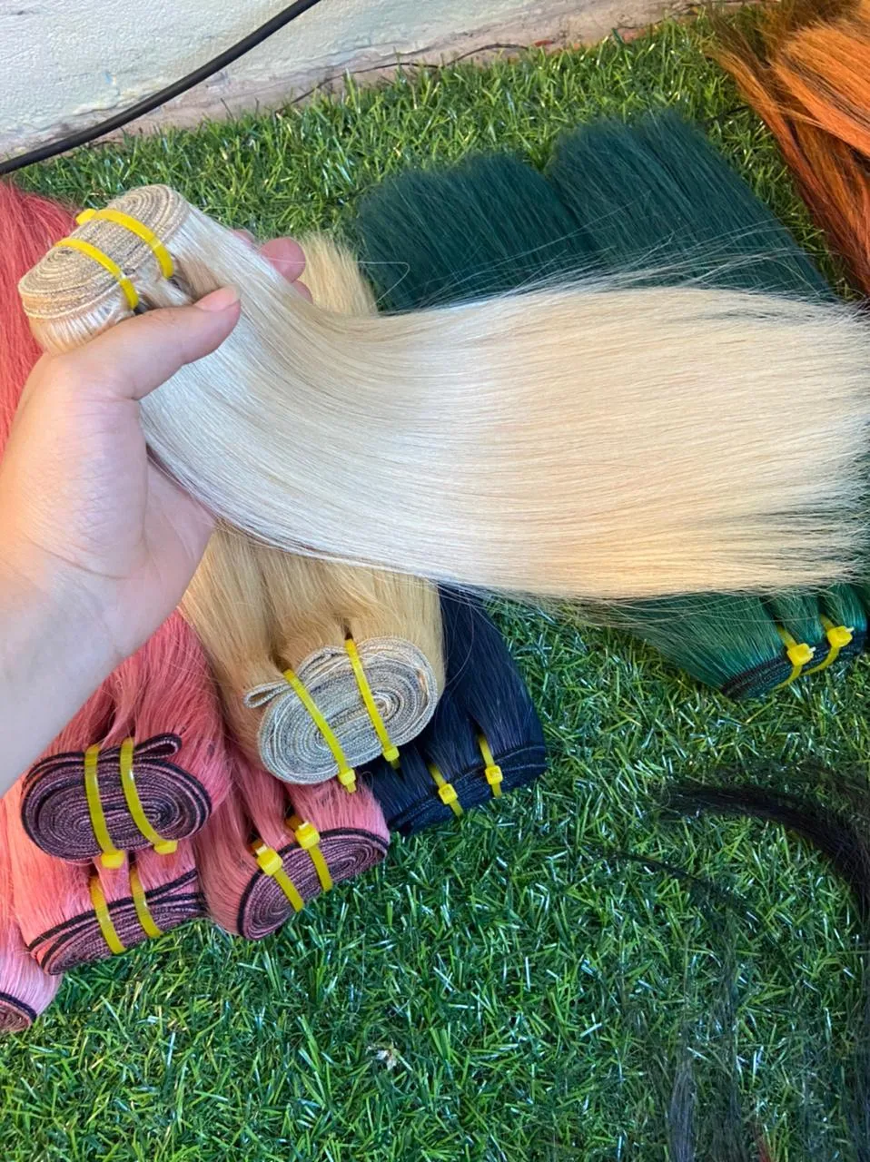 100% human hair suitable for all face