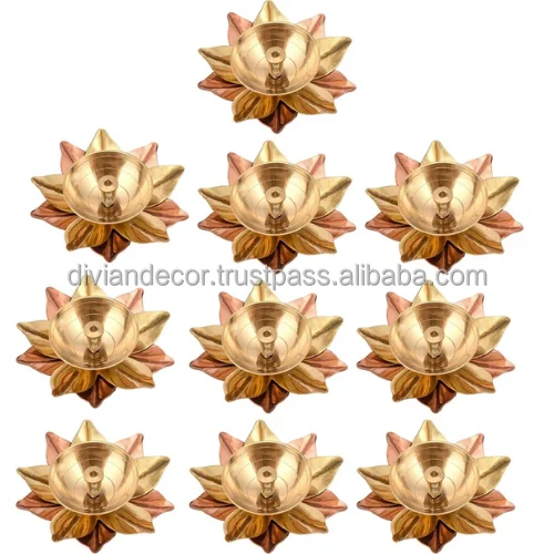 High Quality Brass Lotus Diya For Home Diwali Pooja Decoration Christmas Temple Traditional Design Brass Akhand Diya Puja Oil La