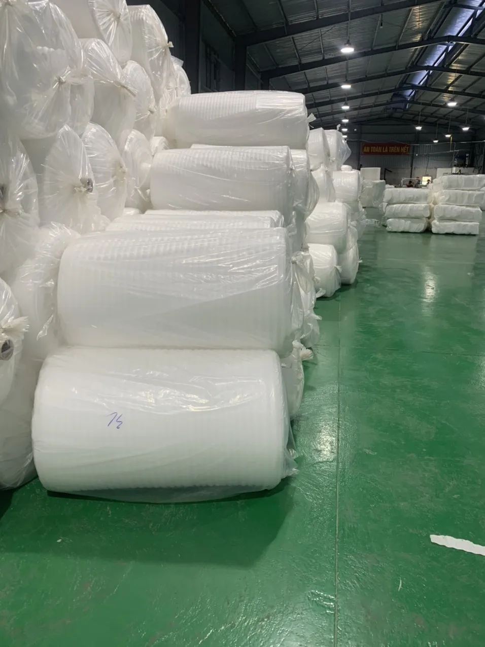 High density shock proof black epe foam material for packaging epe foam sheet epe foam roll wholesale