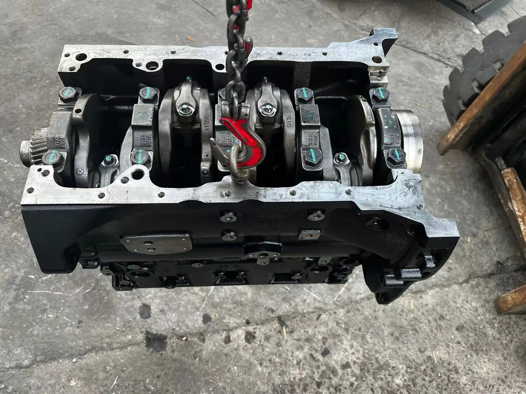 Brand New Original 3054C diesel Engine Cylinder Block ZZ50325