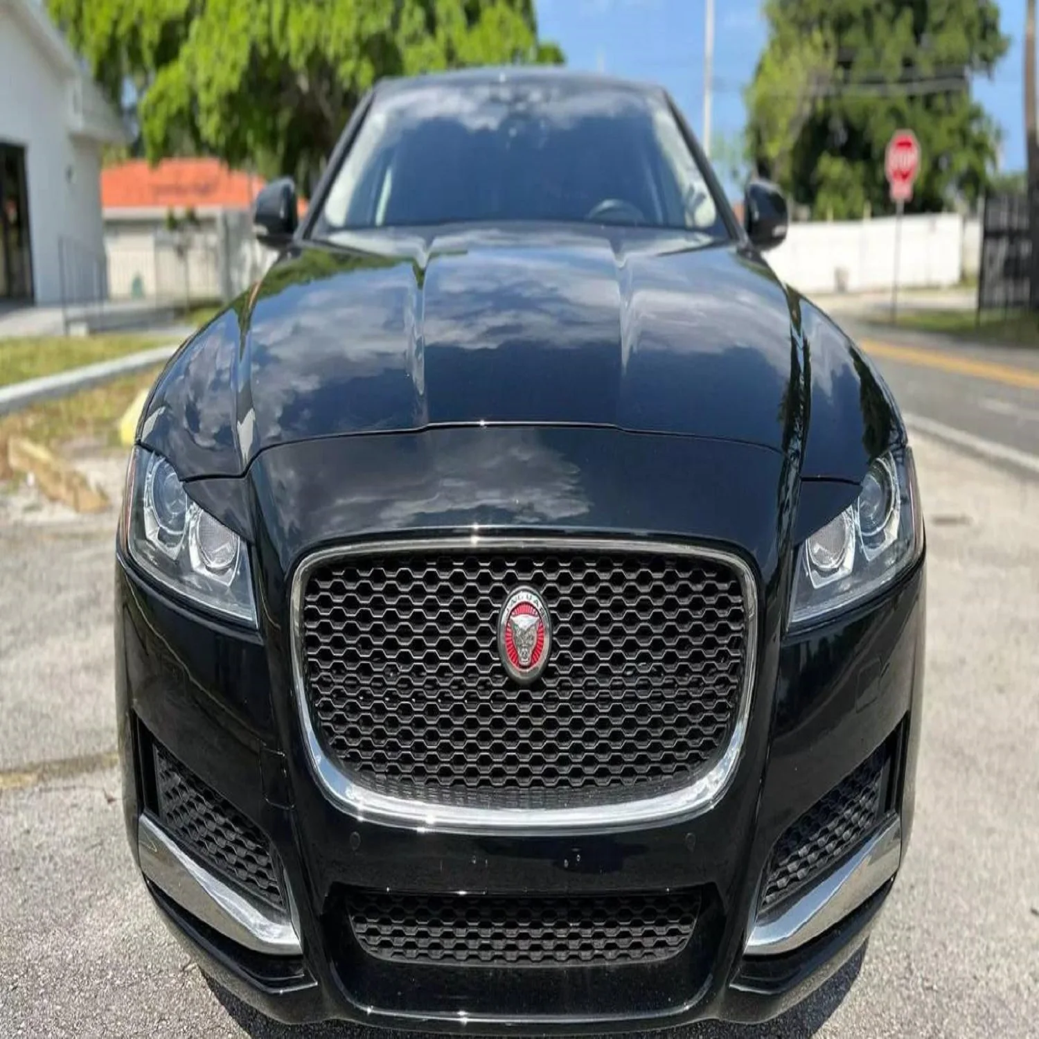 Подержанный 2020 Jaguar XF Premium
