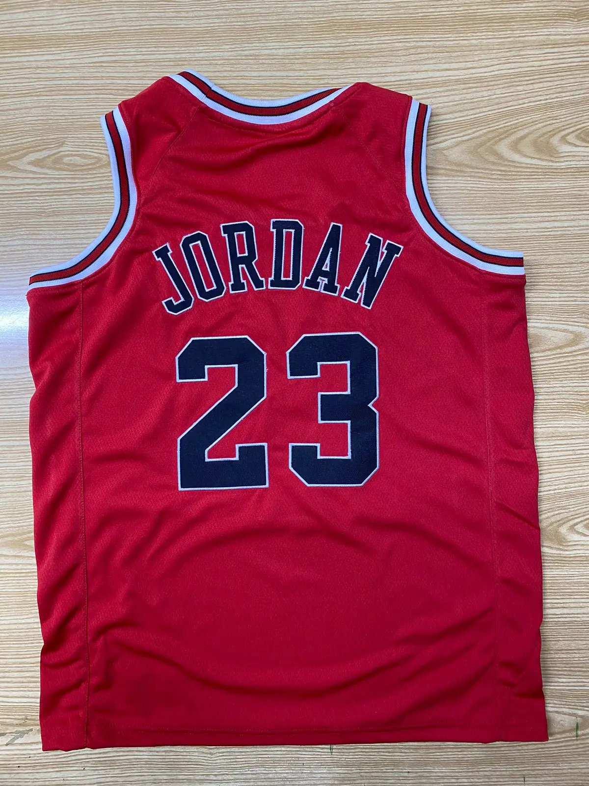 Cheap Basketball Jerseys for your Club Michael Jordon Custom Sports Bull Embroidery Logo Stitched Reversible Basketball Jersey