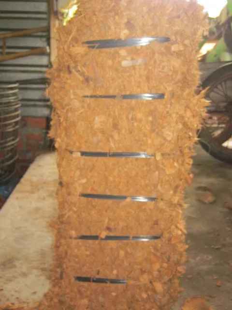 Coconut Shell Coco Peat Coco Husk Chip High Standard Manufacturer And Exporter Made From Vietnam Good Price