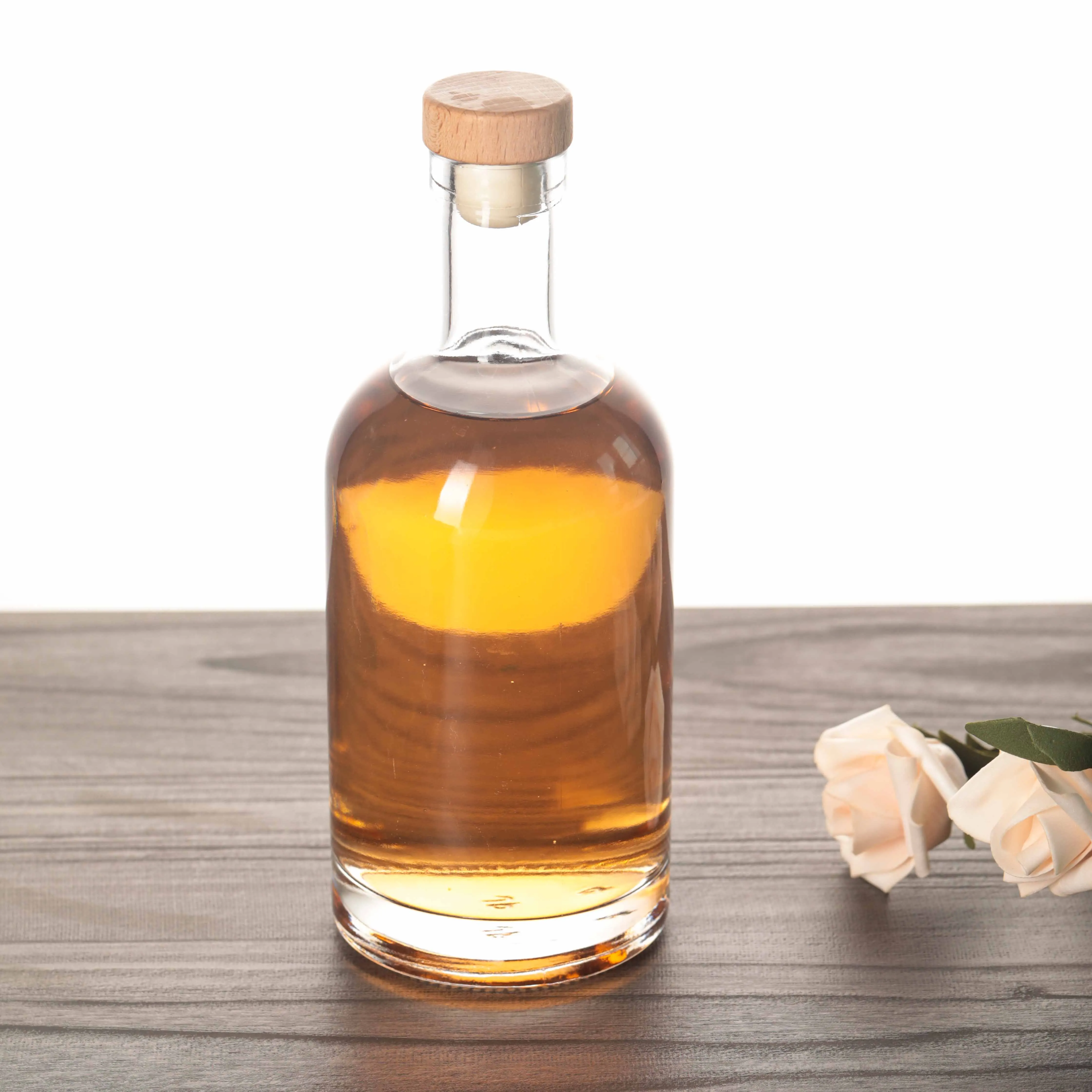 Weekly Deals 700ml Glass Bottles for Lemon-vodka Best Alcoholic Drinks Cheap Christmas Gift Empty Tequila Bottles for Sale