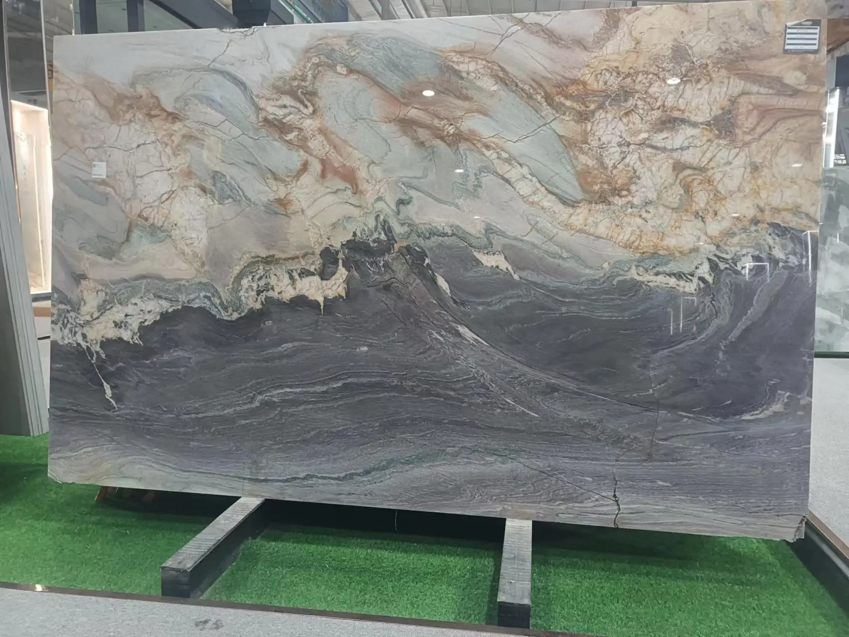 Hot Selling Luxurious Brazilian Purple Quartzite Slab With Wavy Veins For Wall Cladding Backdrop Countertop