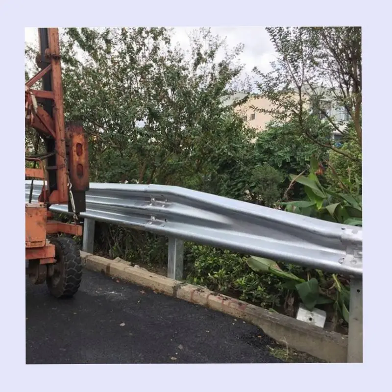 Traffic Guard Rail Highway High Speed Barrier High Speed Crash Barrier Highway Guardrail Galvanized Steel W Beam Road Guardrail