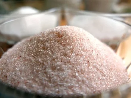 Fresh and Pure Organic Light Pink Salt Form Himalayan in Bulk Packaging  2-3 mm Crystallized Form