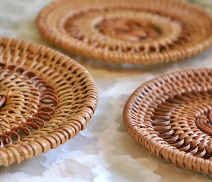 Wholesale Handicraft Simple Modern Rattan Coaster Handmade Viet Nam Wicker with Minimalist Comfortable Lifestyle Design