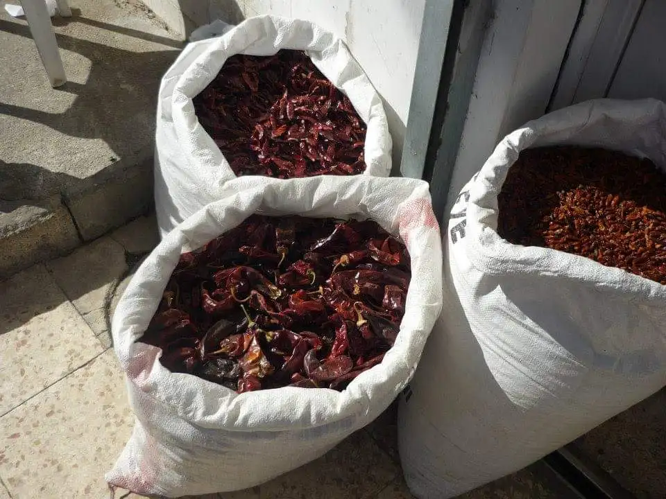 Hot Red Pepper 100% Dried Stem Free Very Good Price From Thailand