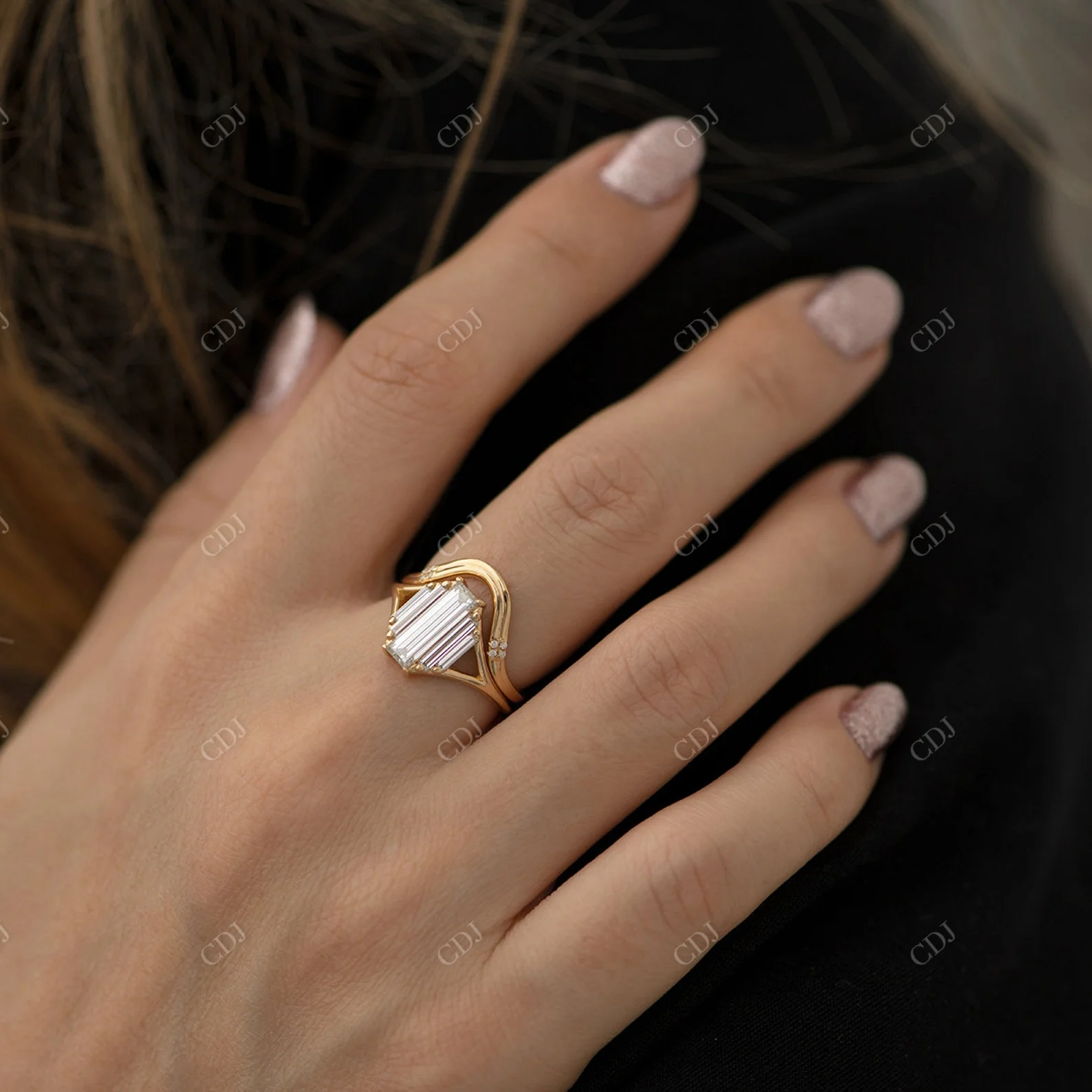 New Sale 2023 Trendy Golden Lasso Wedding Band Real Diamond Wedding Ring Wholesale Stackable Band Rings Wholesale Jewelry