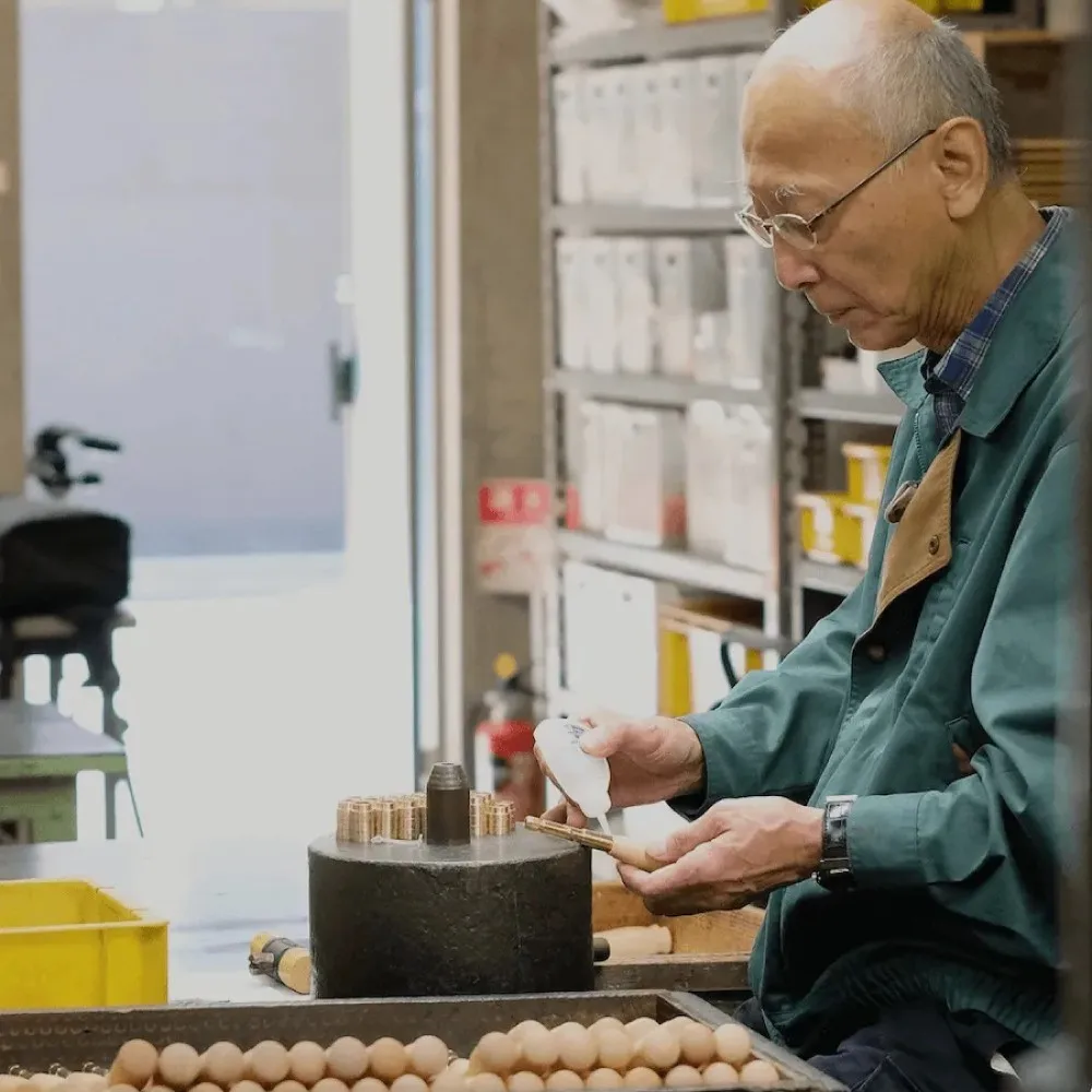 Japanese Adjustable Portable Manual Screw Punching Hole For Leather