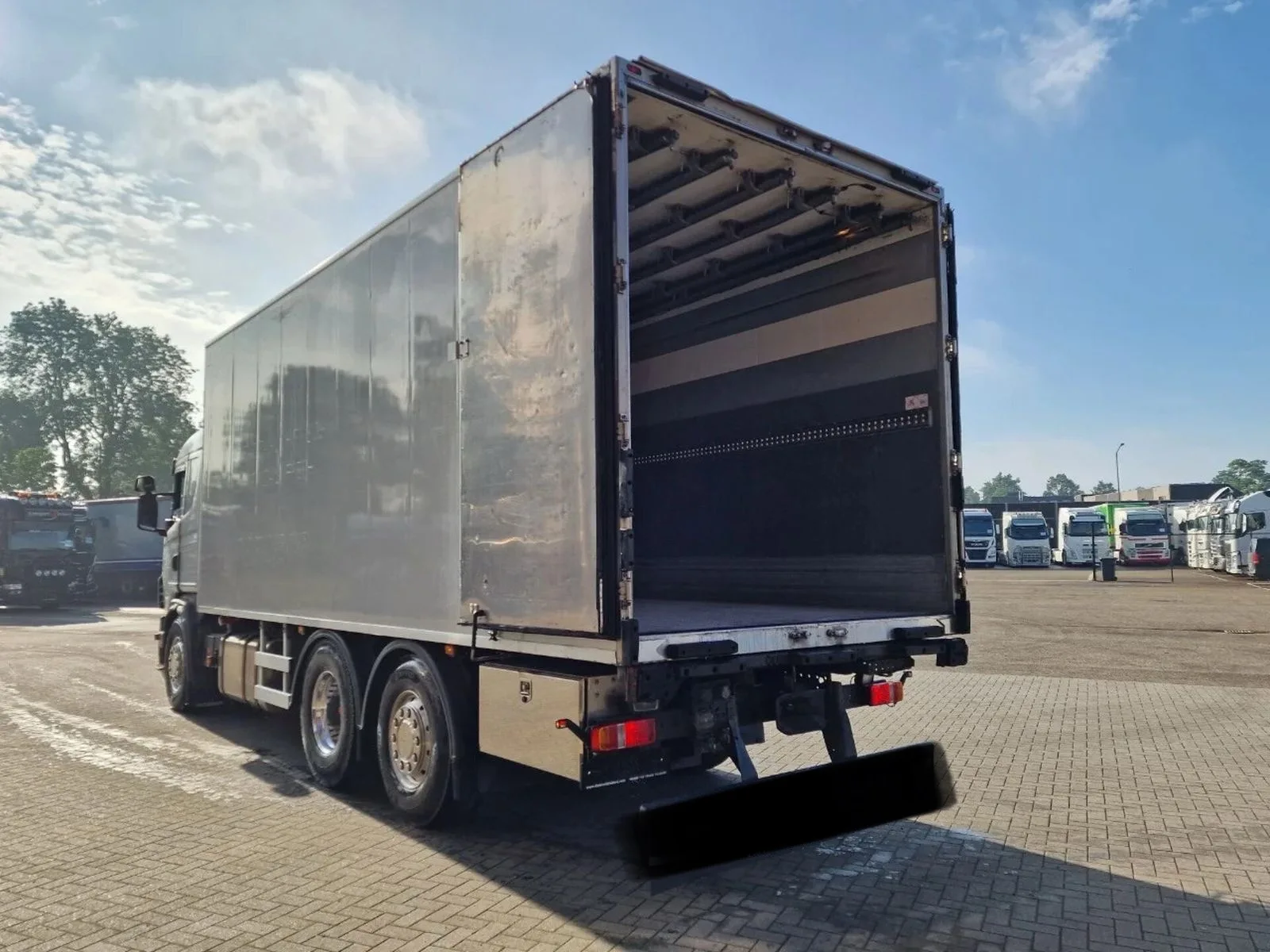 Бесплатная доставка самосвал грузовик SCA NIA G440 Thermoking евро 6 2013 6x2*4 Автоматическая коробка передач рефрижератор
