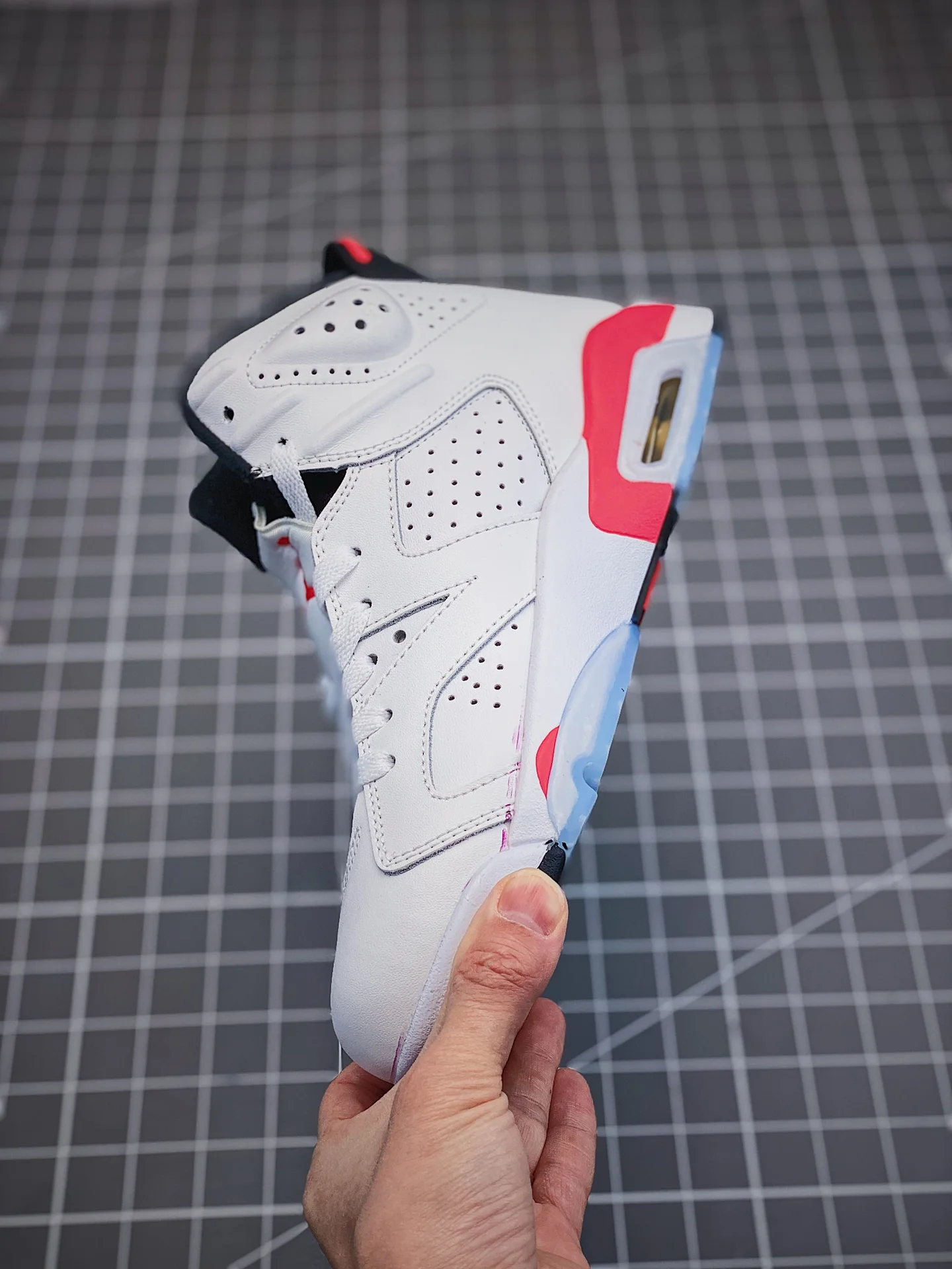2022 Air Jordan 6 Retro Basketball Shoes For Men Women High Sport Sneakers Nike AJ6 Cherry Wood Red White Basketball Style Shoes