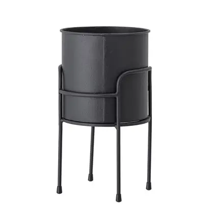 Planter With Stand Eco Friendly In Use American Trending Planter Accessories Available At Low MOQ Metal Planter