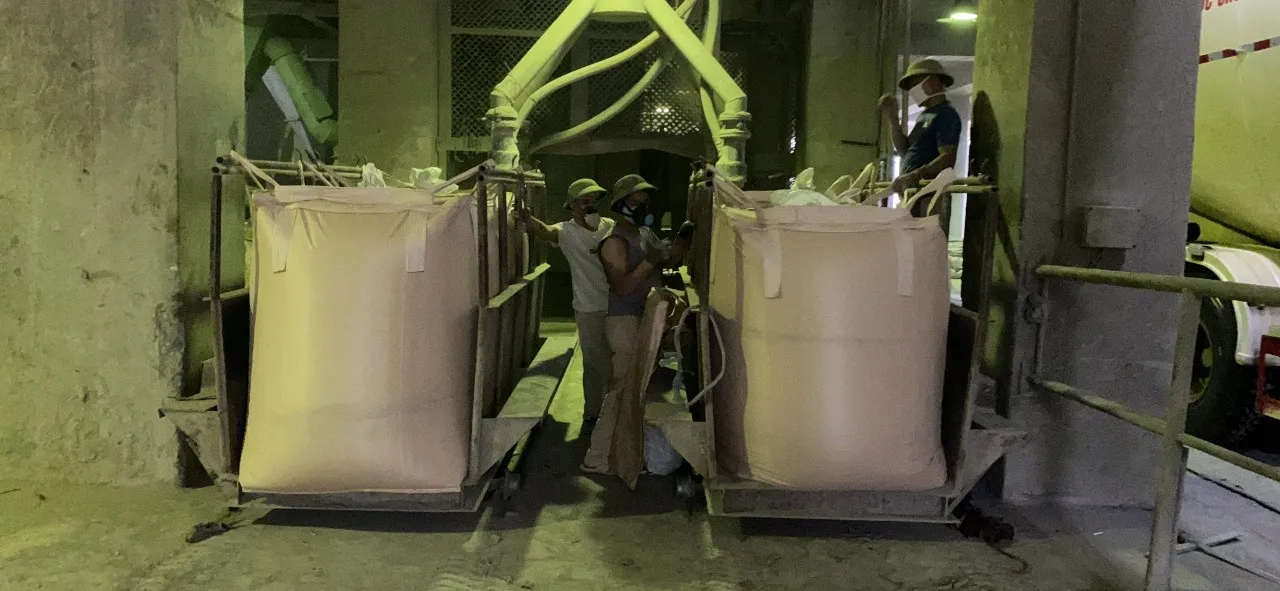 Хорошее качество Grey Portland Cement 52.5N/R от прямого производителя цемента