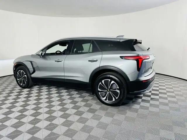 2024 Chevrolet Blazer EV 2LT Clean б/у AWD с темной кожей салона EAWD R19 шины ACC круиз-контроль левое Рулевое управление