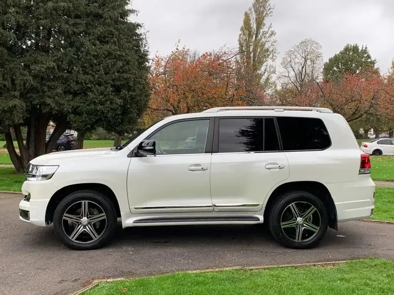 Good New 5-Seater Turbo Speed SUV Second Hand Aspire Sedan RWD 4L Engine Panoramic Sunroof Fabric Seats Hybrid Fuel R17/R18/R19