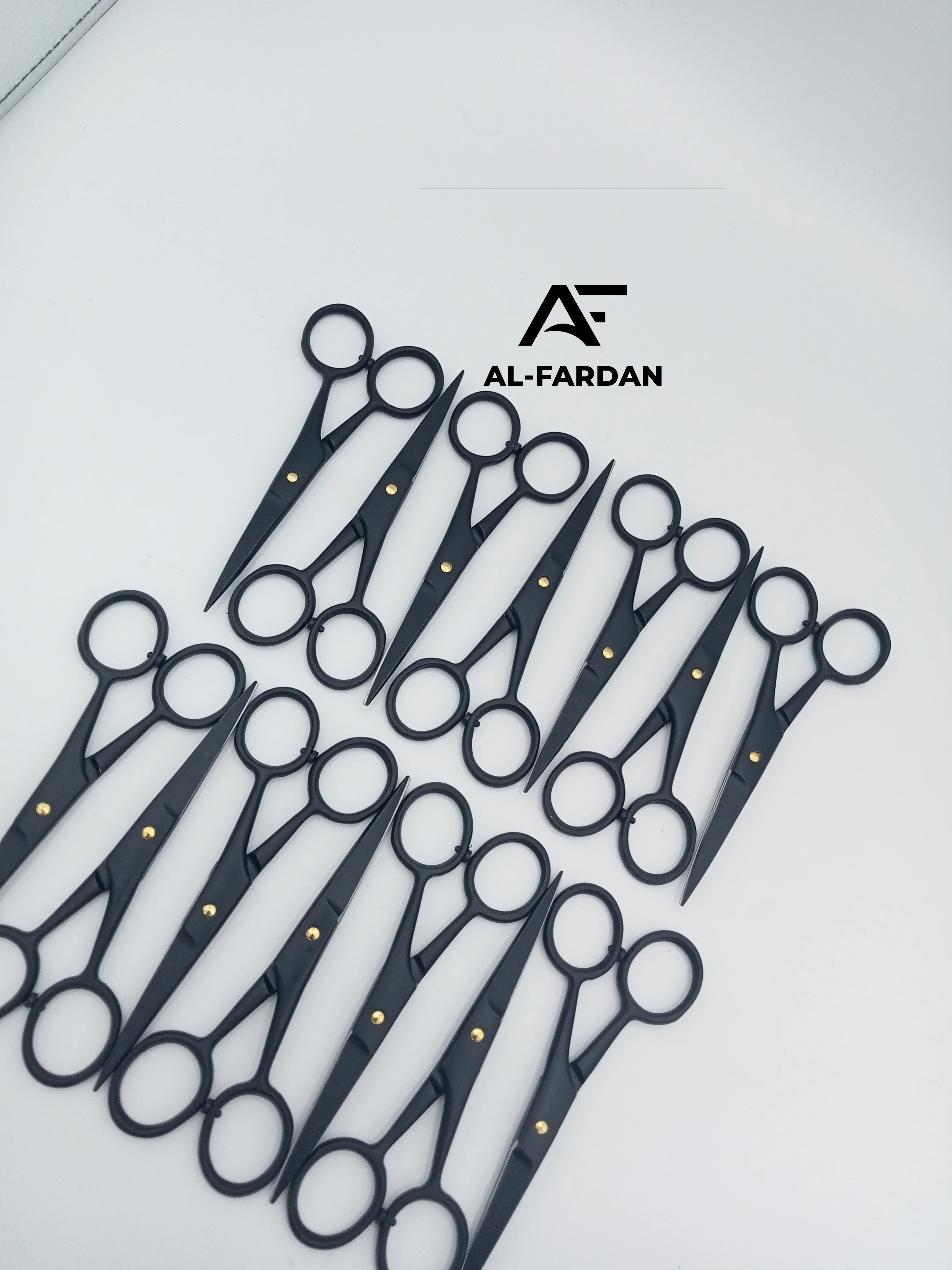 Professional Black Matte Color Solid Stainless Steel Manicure Cuticle Scissors Curved Sharp Tip Eyelash Eyebrow Scissors