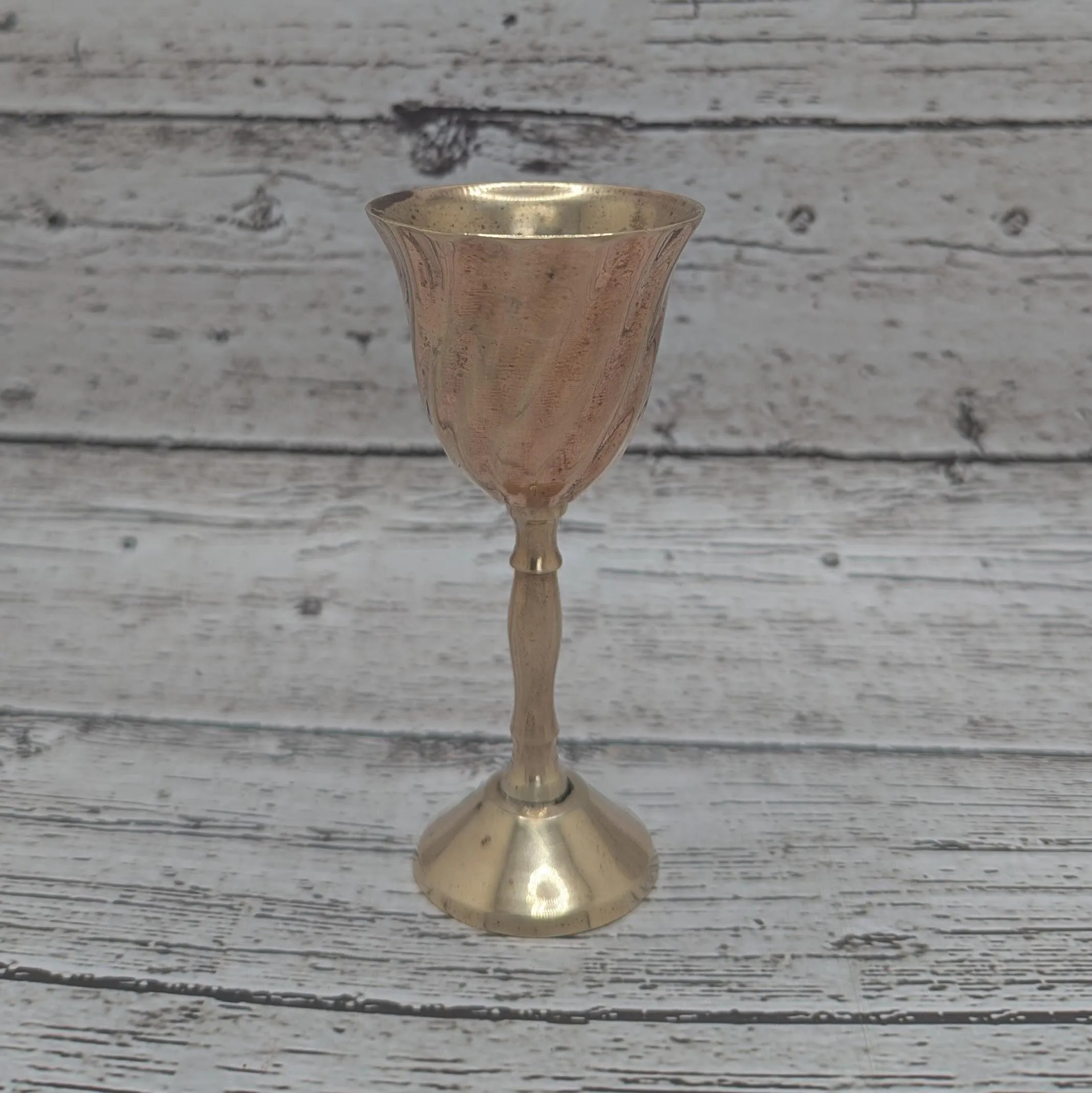 Handcrafted Modern Style Metal Brass Chalice Ciborium Paten Great Quality Church Accessories Customized Design Plated Technique