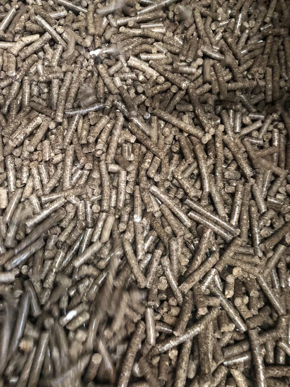 Wood pellets Vietnam Premium Quantity - Wholesales Heating wood pellets industrial wood pellet stove