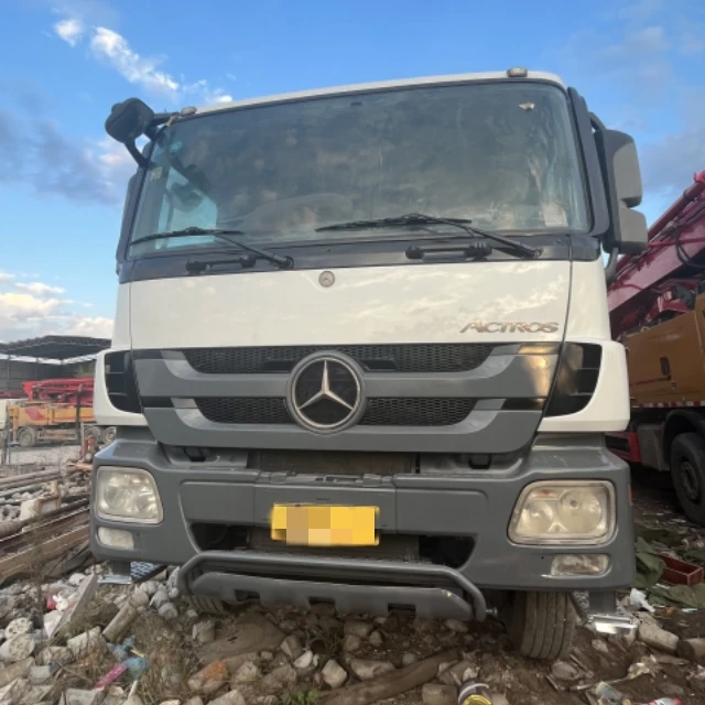 Used Truck Mounted Concrete Line Pump 2013 Renovate SANNY 62m on Benz car