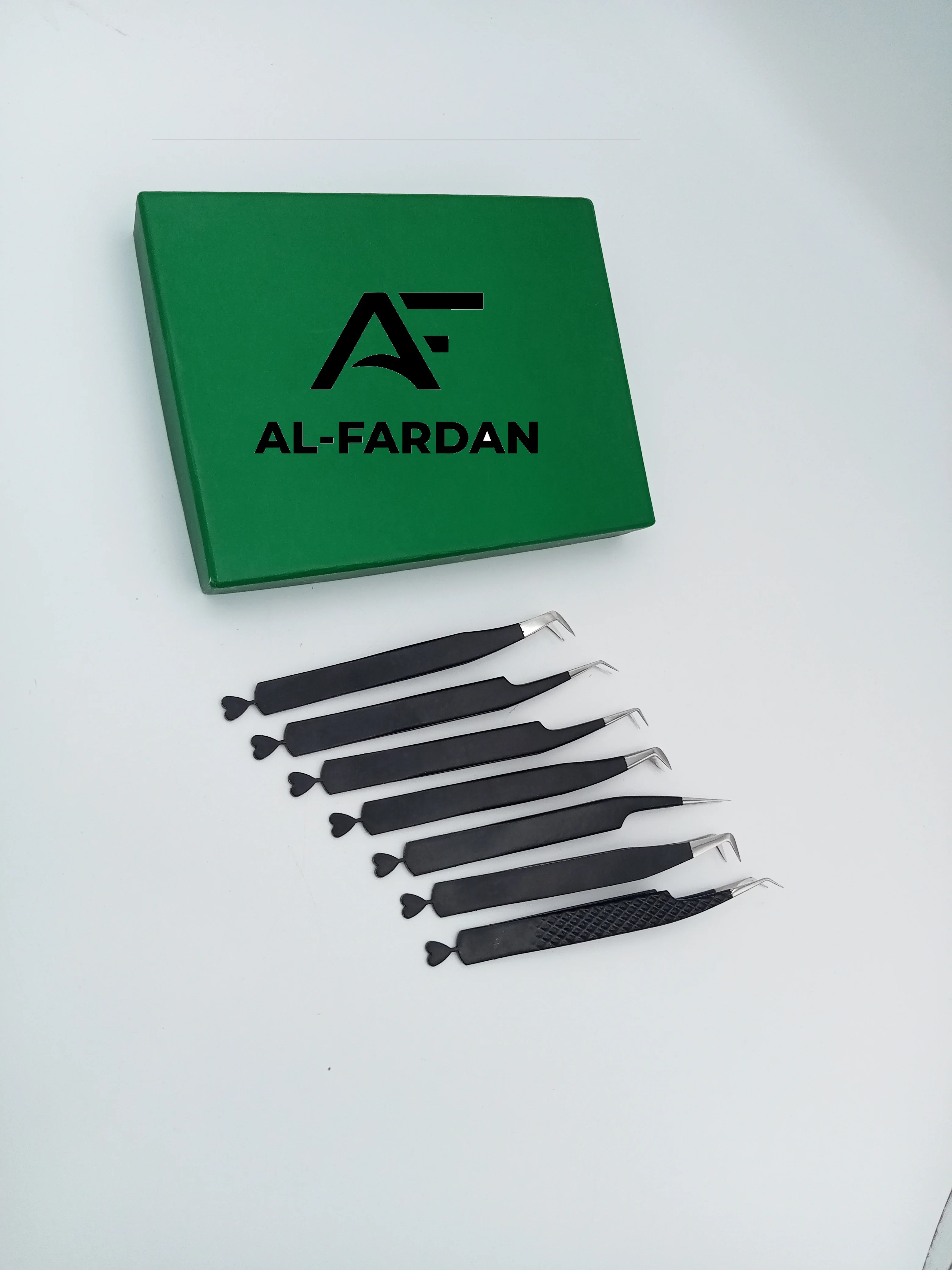 Eyelashes Tweezers With Heart At Bottom Matte Black Color High Quality Smooth Grip Custom Private Logo Lash Extension Tweezers