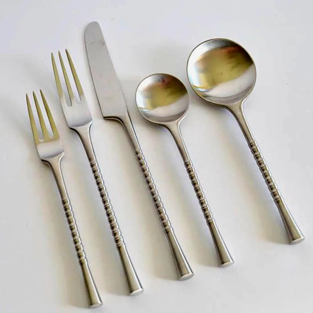 Stainless steel Silver Plated Amazing Shape Handle Stainless Steel Royal Design luxury gift For Wedding