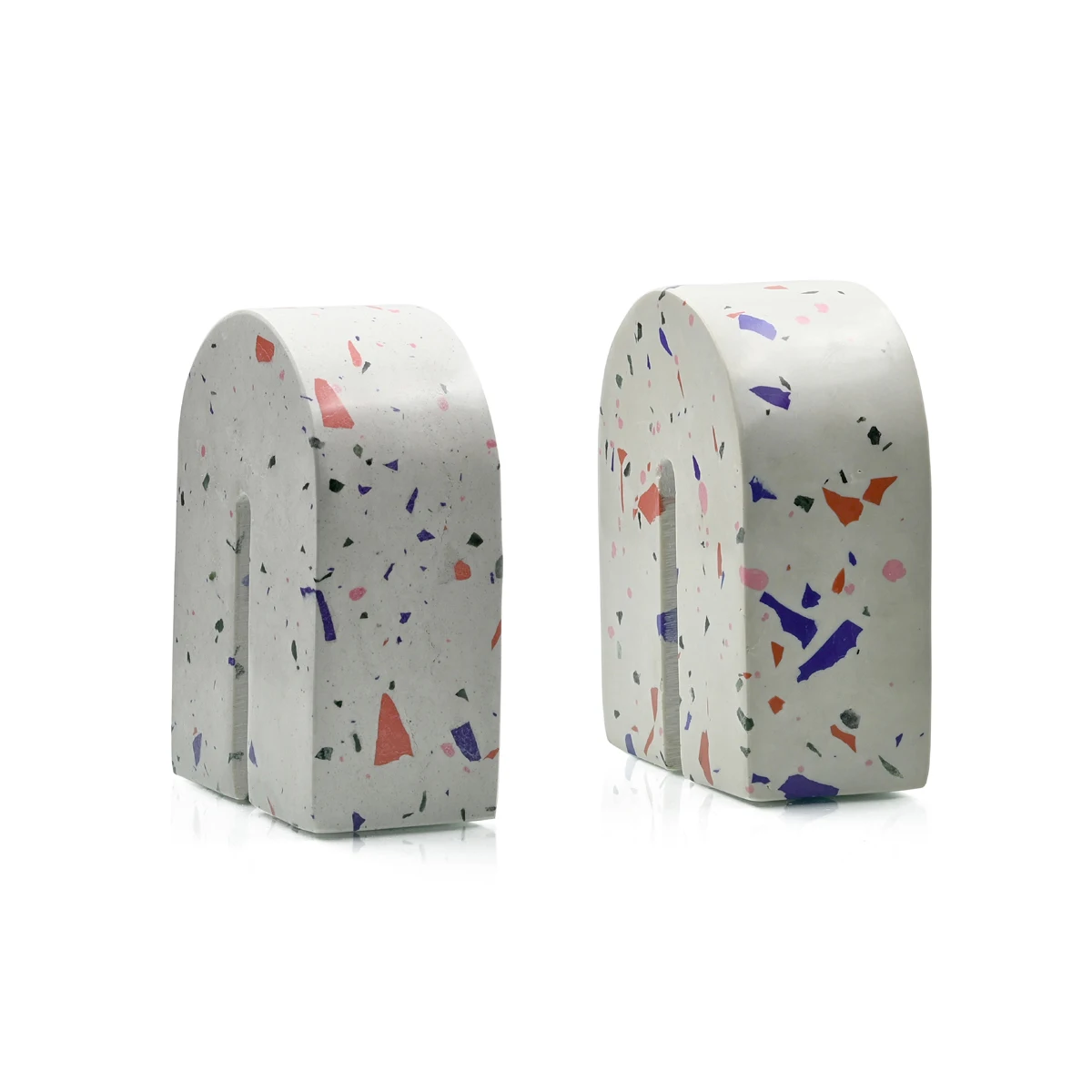 Latest Design Modern Art Custom Resin Book Ends Nordic Bookends for Desk Organizers At Best Price