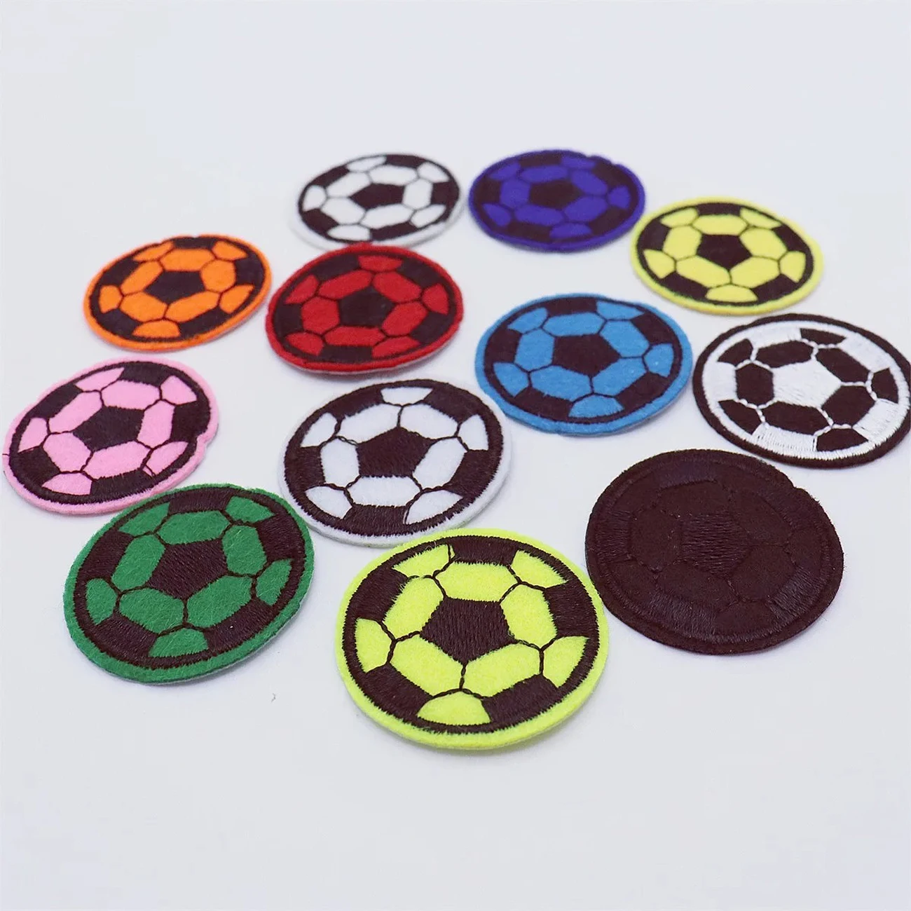 12pcs Round Football Soccer Patches Iron On Sewing Embroidery Badge Sticker For Clothes Decoration Garment