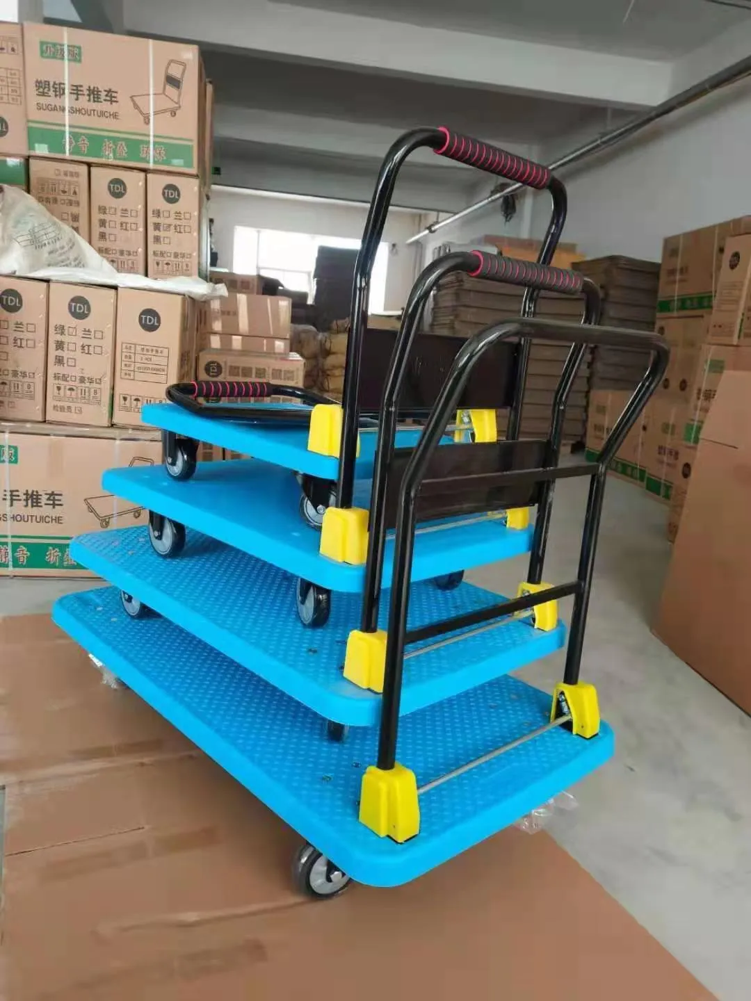 Anti-noise Capacity 300kgs New Design Heavy Duty Foldable Hand Carts & Trolleys High-quality ABS Plastic Platform Truck