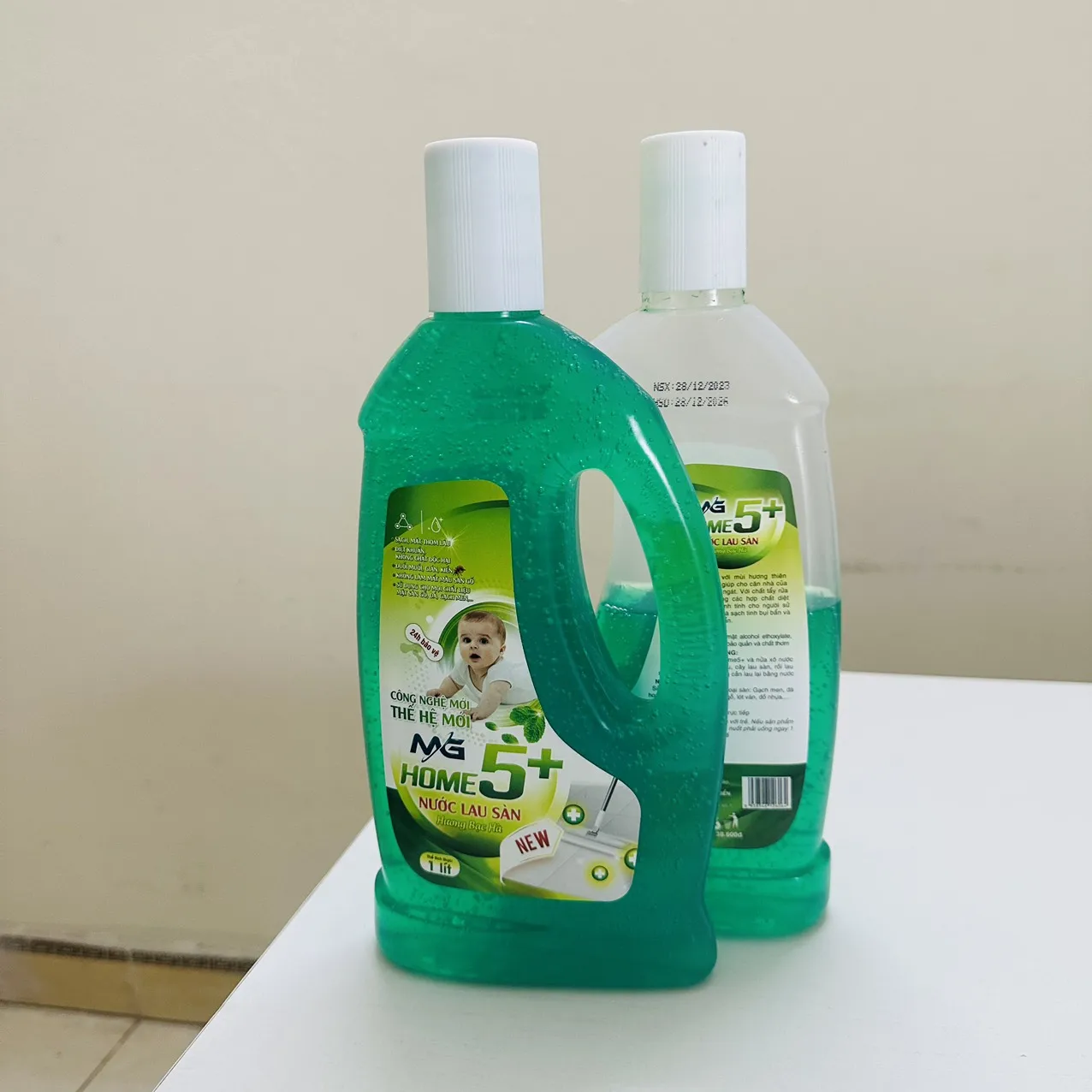 floor cleaner liquid detergent disposable detergent Organic floor cleaner floor cleaner with lemon and lemongrass scent