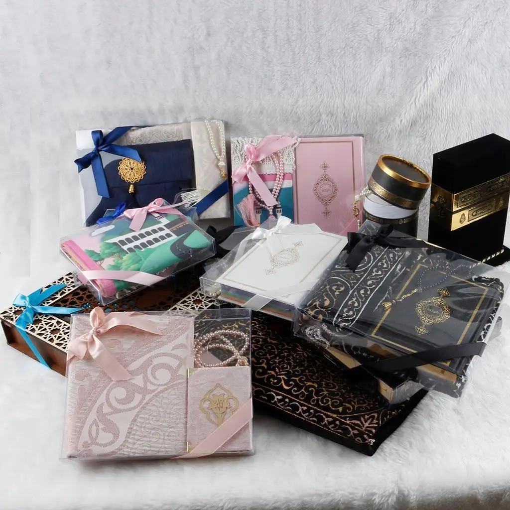 Muslim Gift Set Thick Comfortable Prayer Mat Tasbih Islamic Box For Ramadan Muslims Wedding Gift and Souvenirs Quran Favor Cover