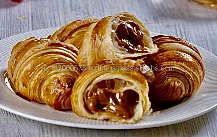 Frozen croissant ready-to-bake product packed in corrugated boxes high quality frozen dough for sale