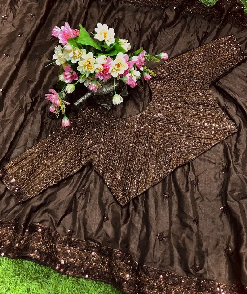 Trendy Indian Heavy Silk Saree with Fancy Sequence Thread Work and C Pallu with Lace Border Saree with Blouse for Women Wear