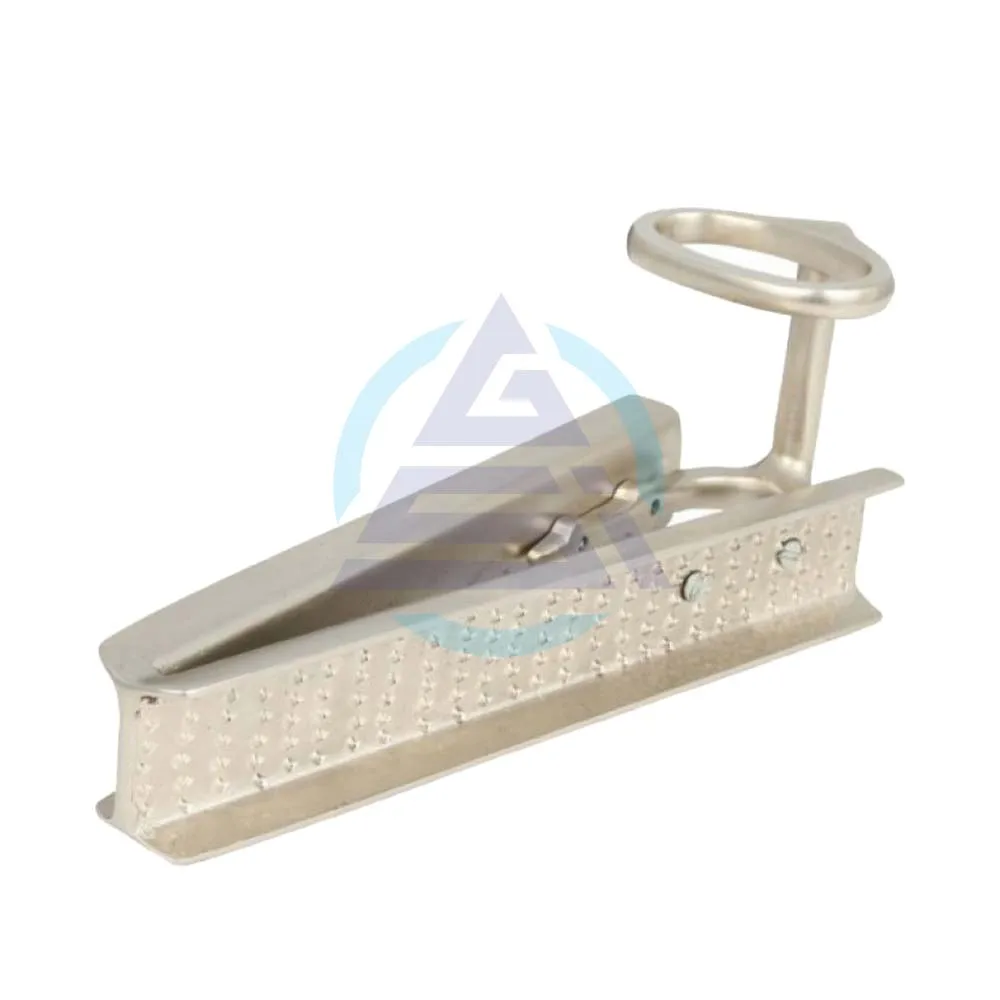 Лошадиные ветеринарные инструменты для изучения полости рта