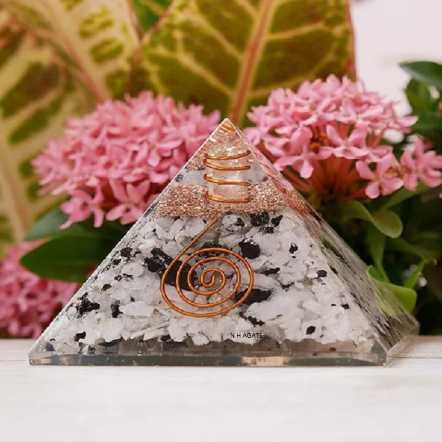 wholesale natural agate stone high flashy rainbow moonstone chips orgone orgonite pyramid